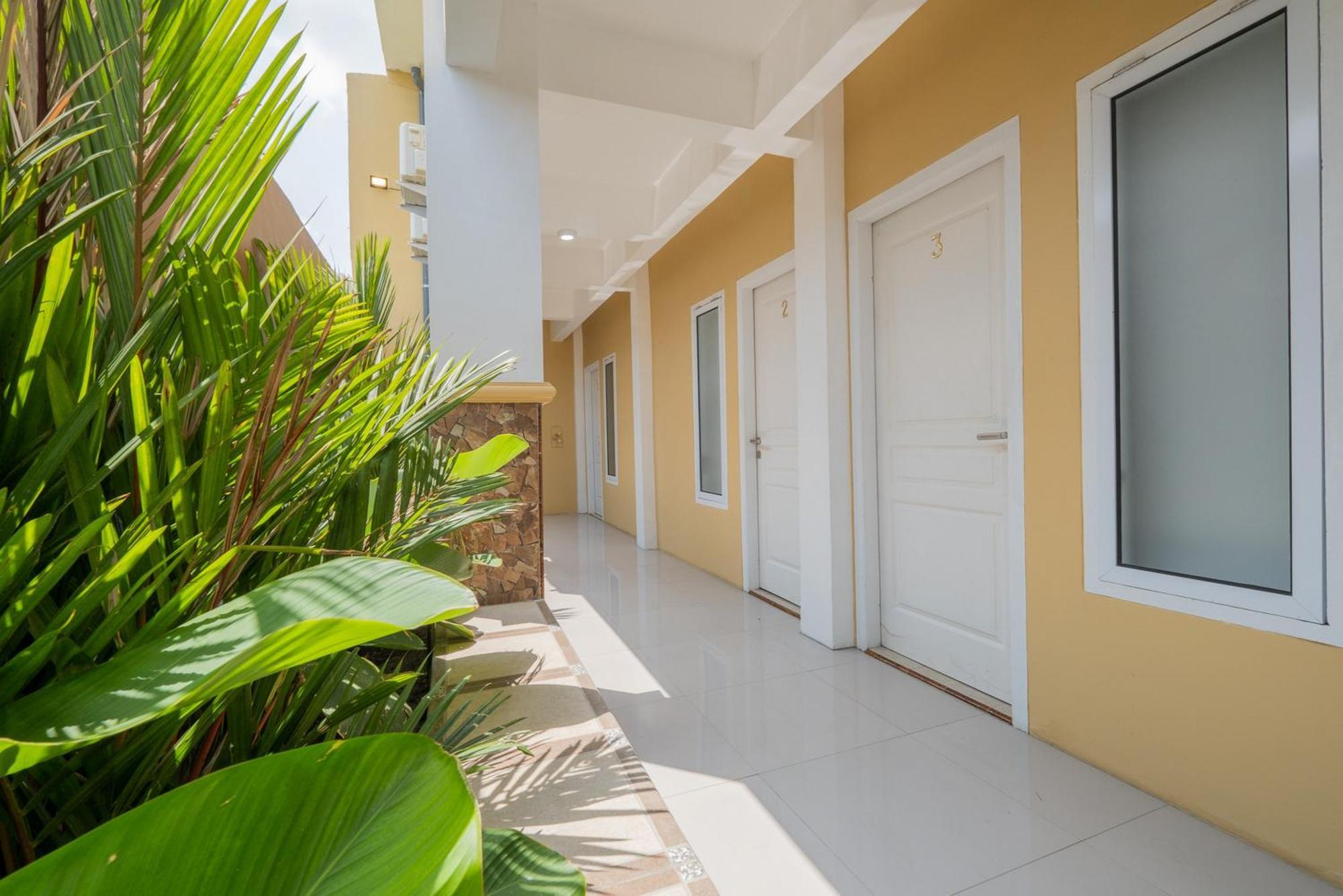 Hotel Reddoorz Syariah Near Rsud Dr Iskak Tulungagung Kedungwaru Zewnętrze zdjęcie